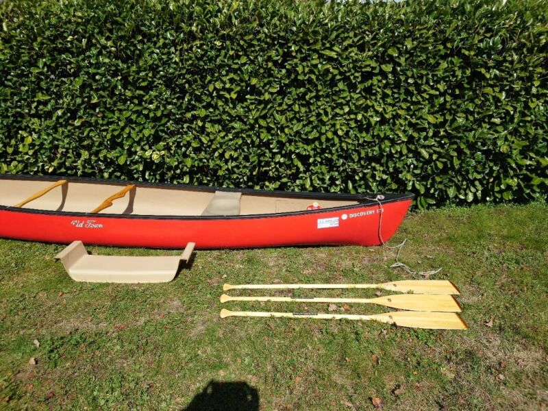 Used Discovery Old Town Canadian Canoe Red With Paddles Car