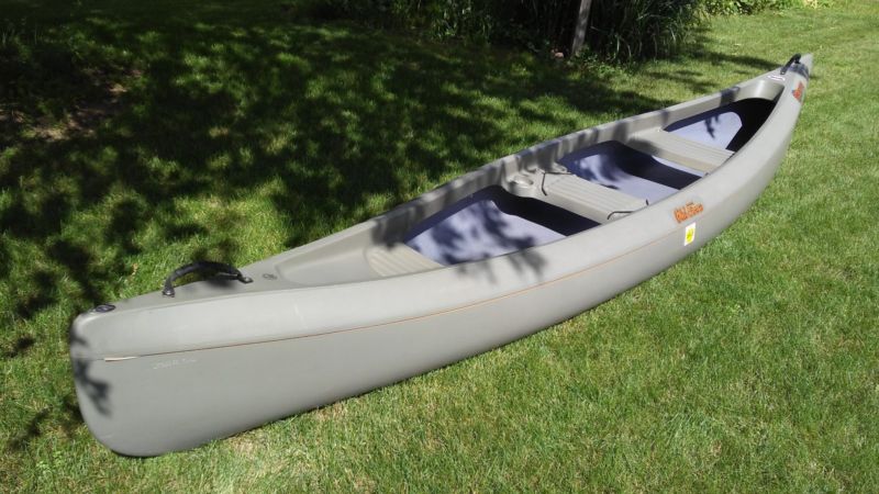 Old Town Ojibway Canoe for sale from United States