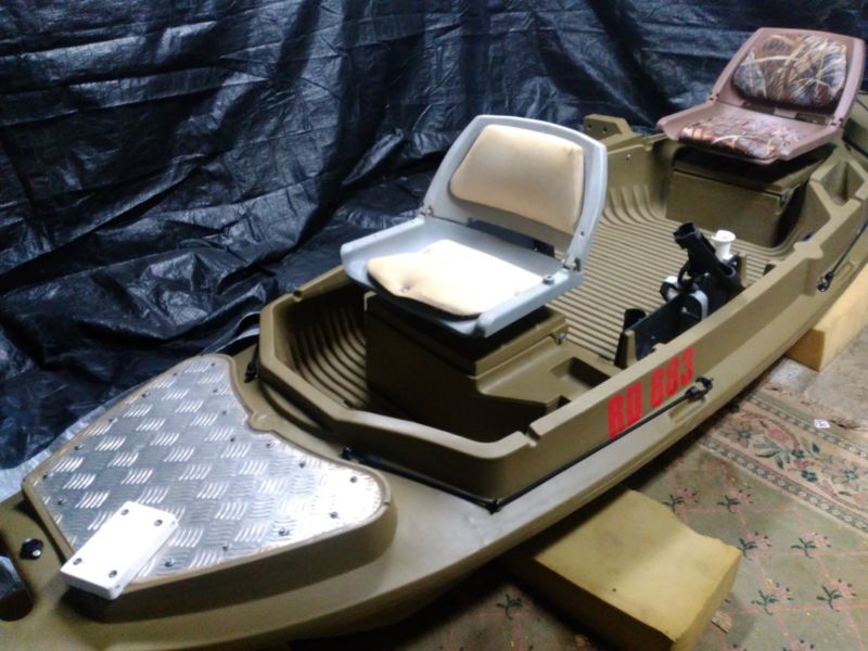 Kayak ,boat, Beavertail-Stealth 2000, Fishing ,hunting for 