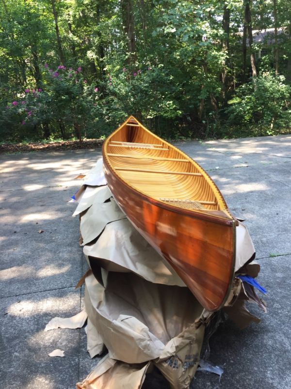 "american Trader" Cedar Plank And Rib Wood Canoe 16 Foot 