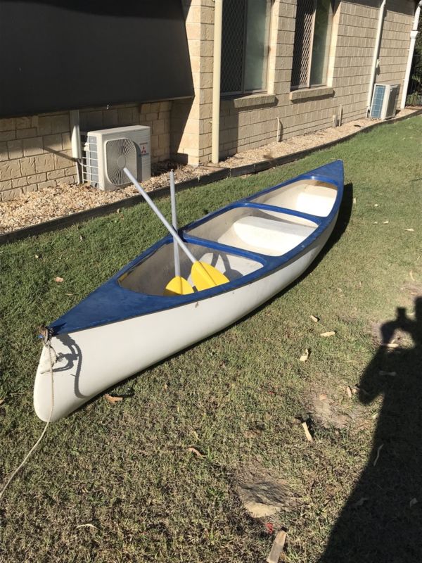 Canoe for sale from Australia