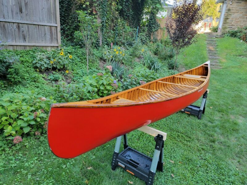 Chestnut Canoe Cronje Model Wood And Canvas Canoe 17FT Like Old Town ...