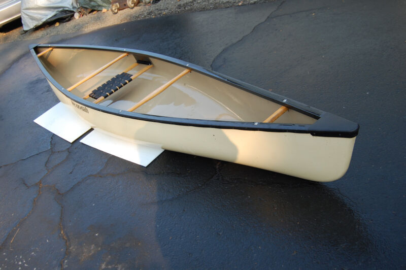 We No Nah Vagabond 14' Canoe Single Seat Wenonah for sale from United