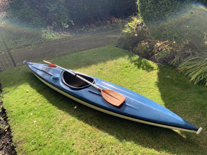 ‘Hustler’ Downhill Slalom 13’6” Fibre Glass Canoe With Paddle for sale