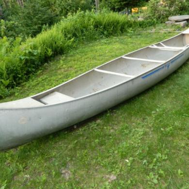 Vtg Grumman Aluminium 5 Person Capacity Canoe 17' W ...